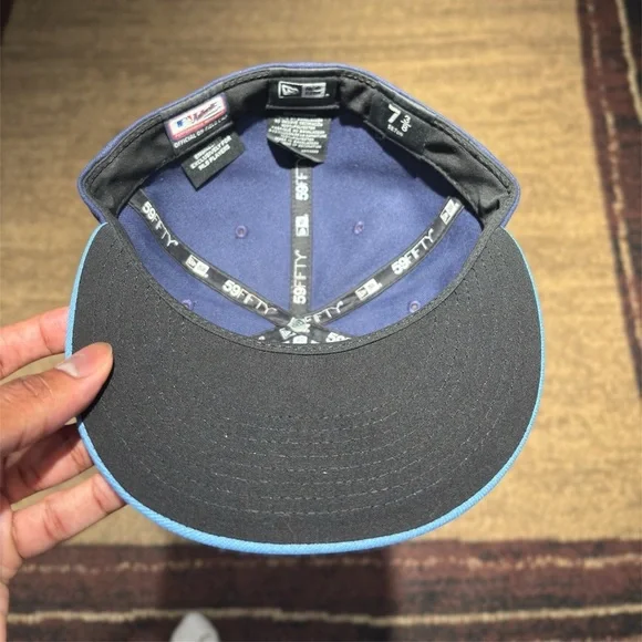 Blue Jays Hat Men’s New Era 59Fifty Fitted - Picture 5 of 6